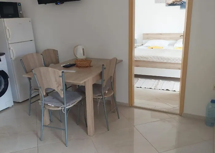 Basada By The Sea - Perna, Peljesac - 4545 Apartman Kučište